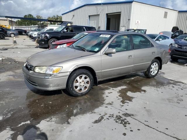 2000 Toyota Camry LE