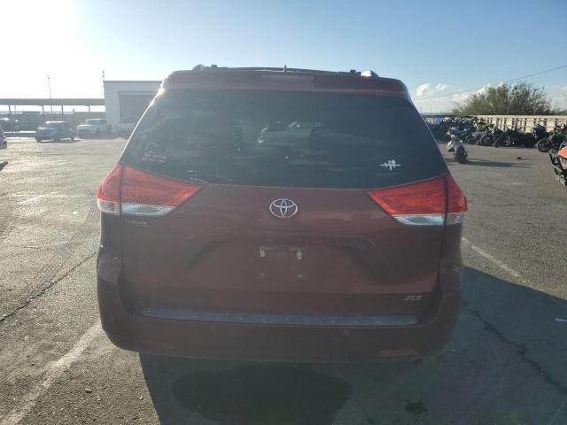 2012 Toyota Sienna XLE