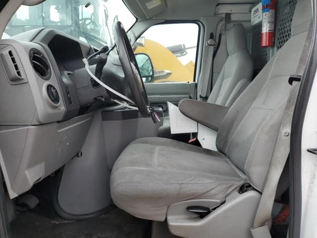 2013 Ford Econoline E250 Van