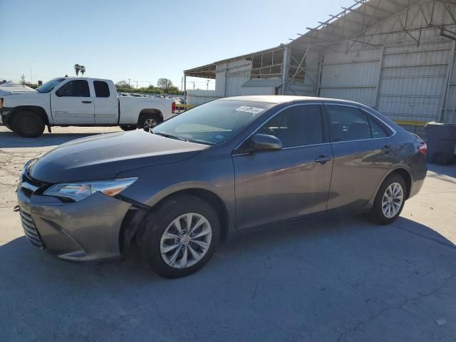 2016 Toyota Camry LE