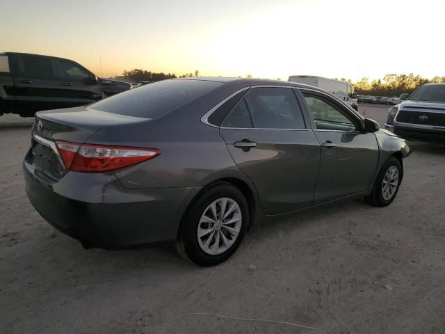 2016 Toyota Camry LE