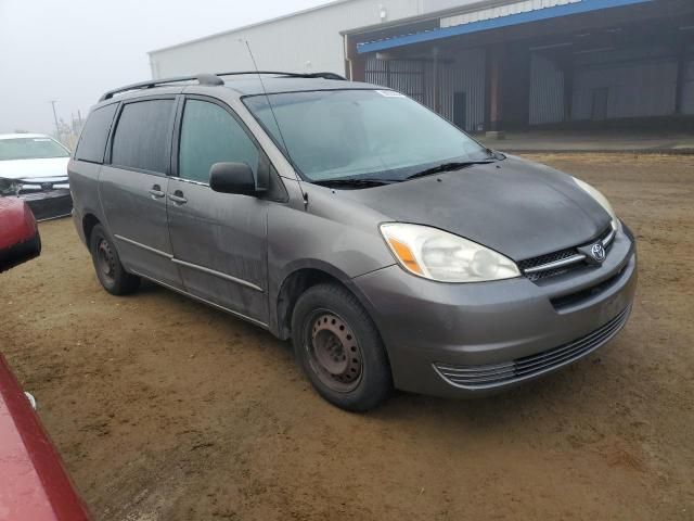 2004 Toyota Sienna CE