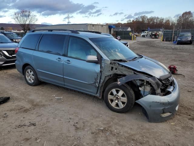 2008 Toyota Sienna XLE