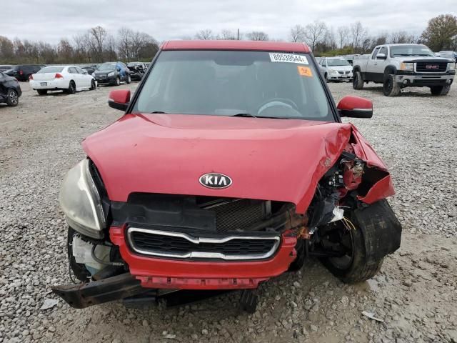 2013 KIA Soul +