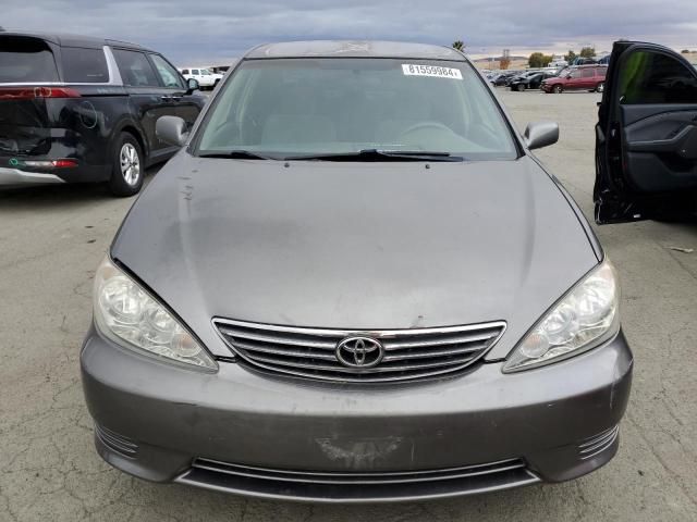 2005 Toyota Camry LE