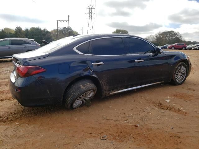 2015 Infiniti Q70 3.7