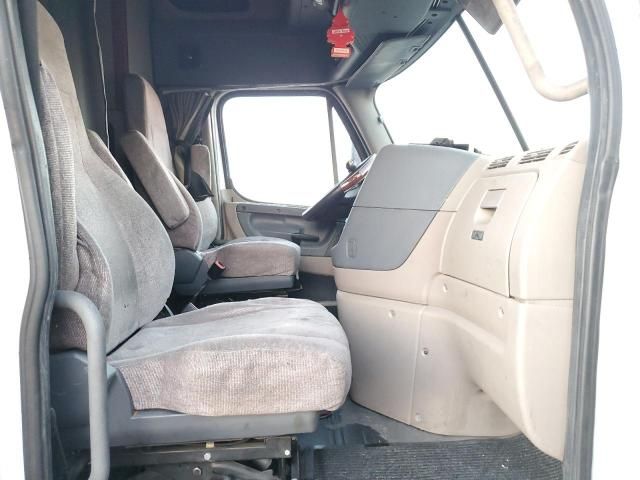 2015 Freightliner Cascadia 125