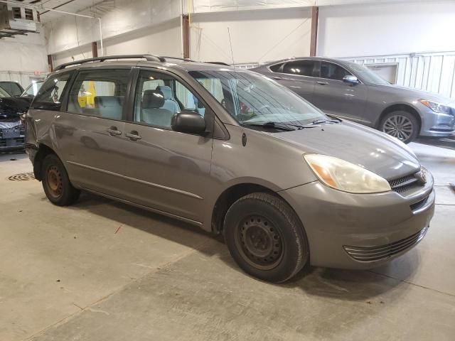 2005 Toyota Sienna CE