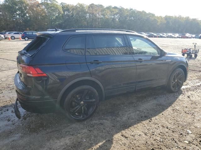 2023 Volkswagen Tiguan SE R-LINE Black