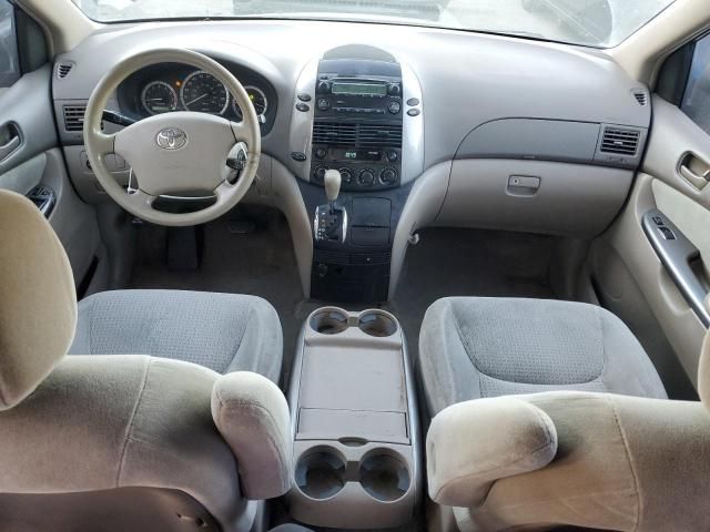 2006 Toyota Sienna CE