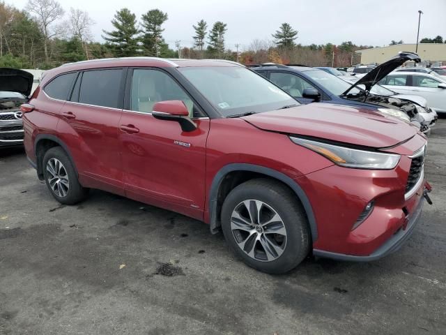 2021 Toyota Highlander Hybrid XLE