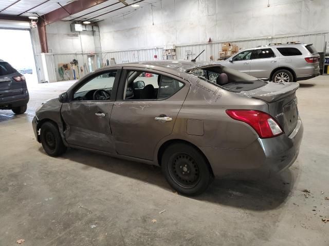 2013 Nissan Versa S