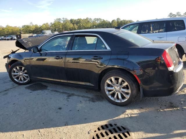 2016 Chrysler 300 Limited