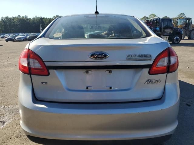 2013 Ford Fiesta SE