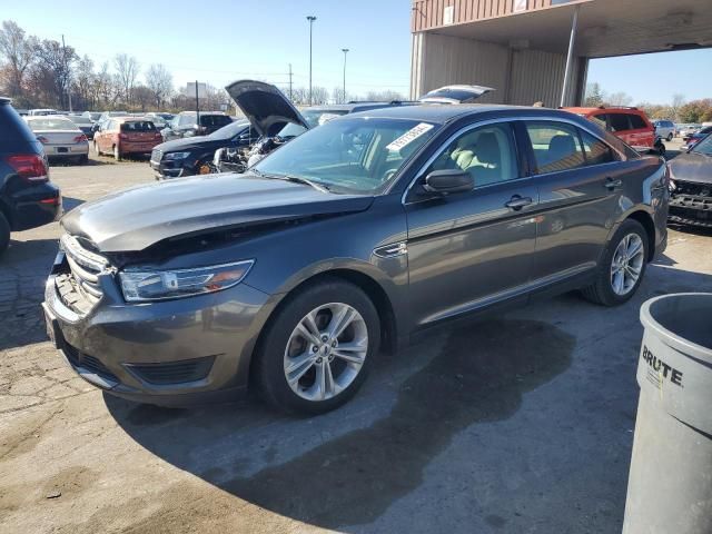 2017 Ford Taurus SE