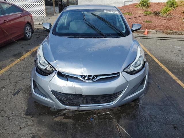 2016 Hyundai Elantra SE