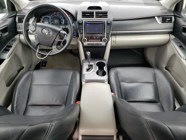 2014 Toyota Camry Hybrid