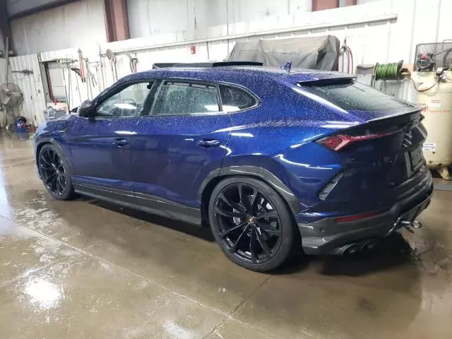 2022 Lamborghini Urus