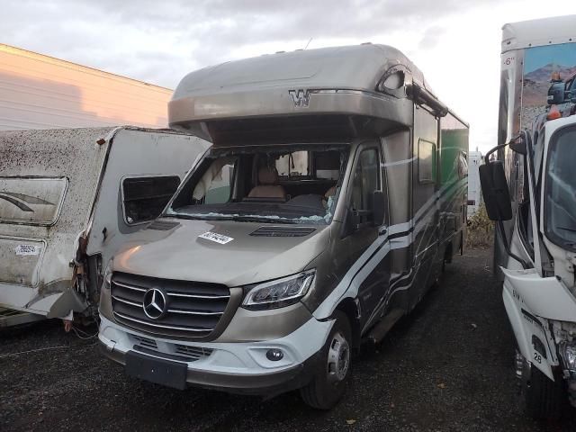 2022 Winnebago 2022 MERCEDES-BENZ Sprinter 3500