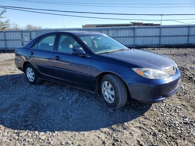 2004 Toyota Camry LE