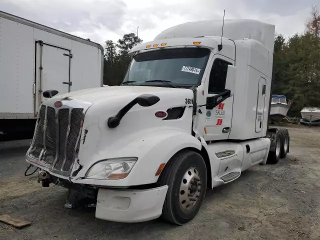 2017 Peterbilt 579