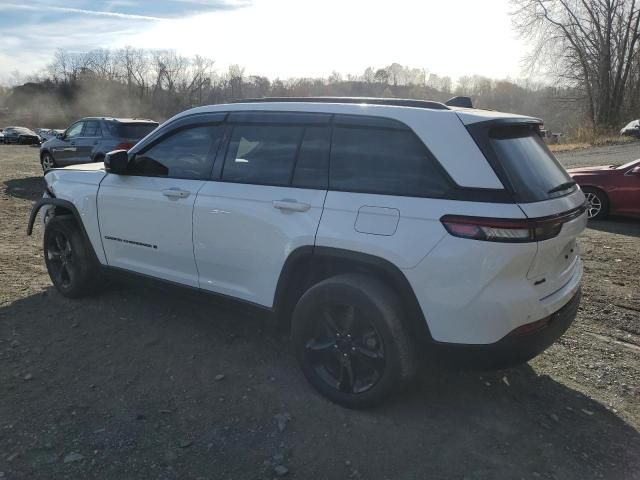 2023 Jeep Grand Cherokee Laredo