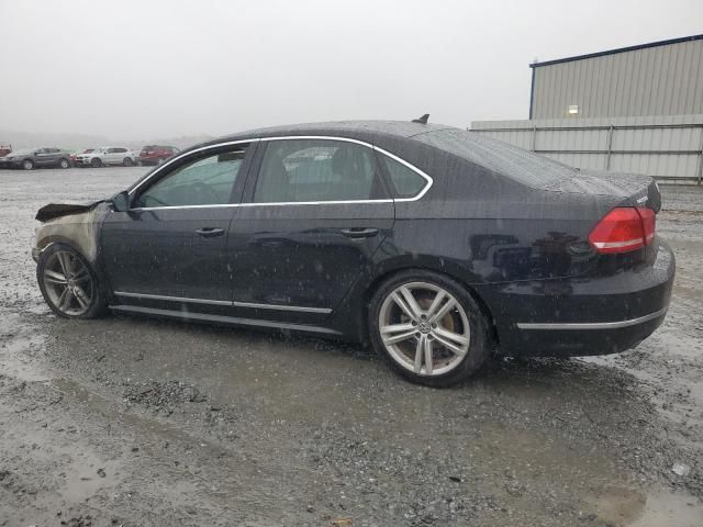 2012 Volkswagen Passat SEL