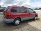 2000 Toyota Sienna LE