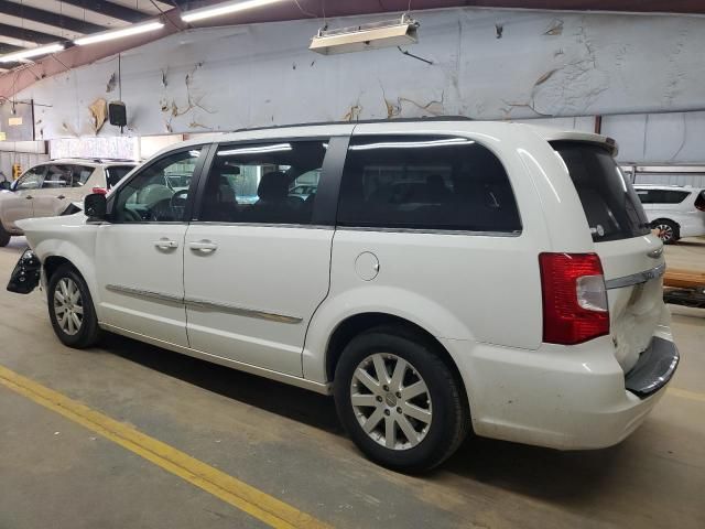 2013 Chrysler Town & Country Touring