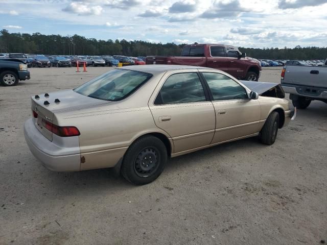 1999 Toyota Camry LE