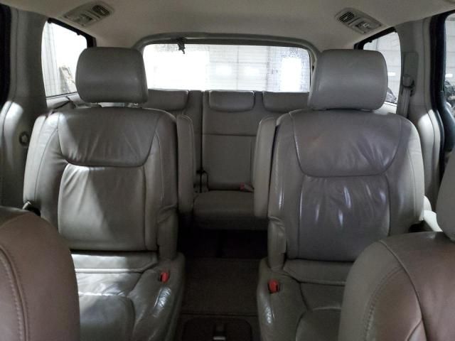 2004 Toyota Sienna XLE