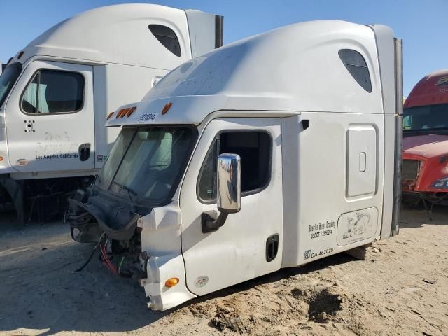 2013 Freightliner Cascadia 125