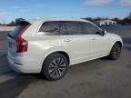 2022 Volvo XC90 T5 Momentum