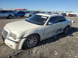 Vehiculos salvage en venta de Copart Cahokia Heights, IL: 2005 Chrysler 300C