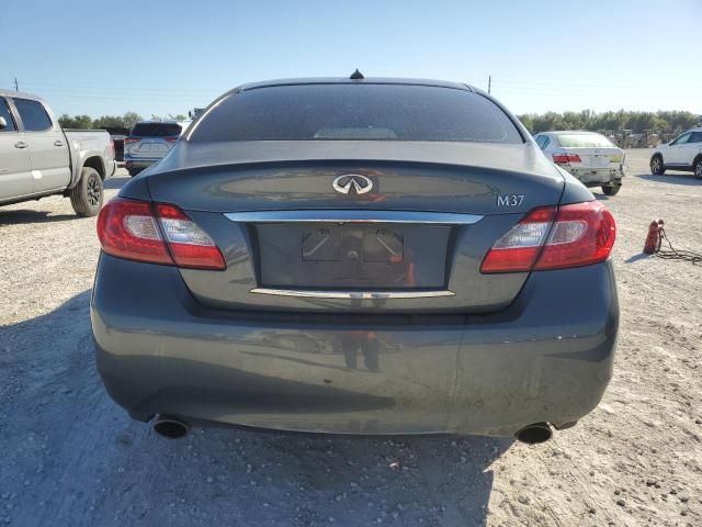 2011 Infiniti M37