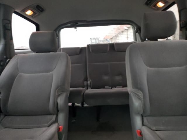 2004 Toyota Sienna CE