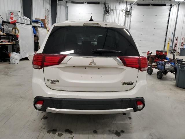 2018 Mitsubishi Outlander ES