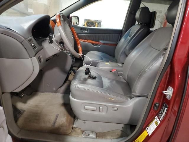 2007 Toyota Sienna XLE