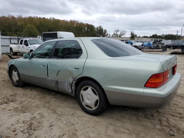 1999 Lexus LS 400