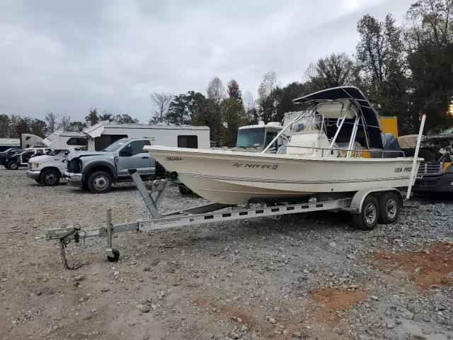 2001 Sea Pro Boat