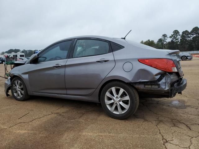 2013 Hyundai Accent GLS