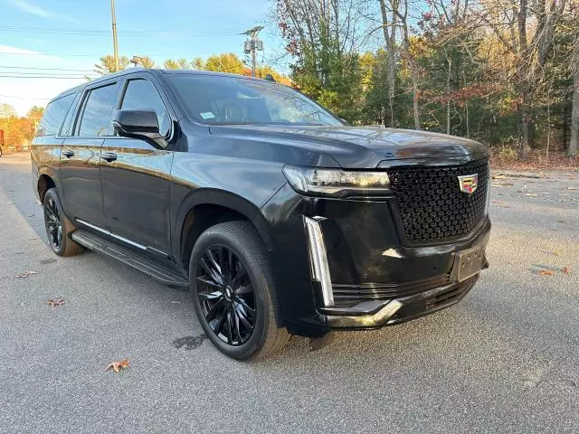 2022 Cadillac Escalade ESV Luxury