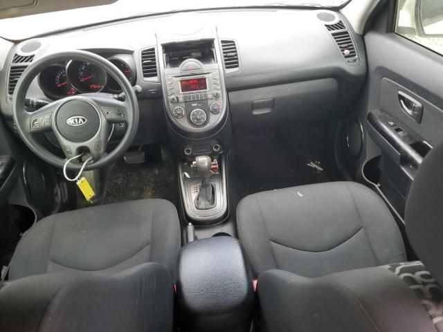 2011 KIA Soul +