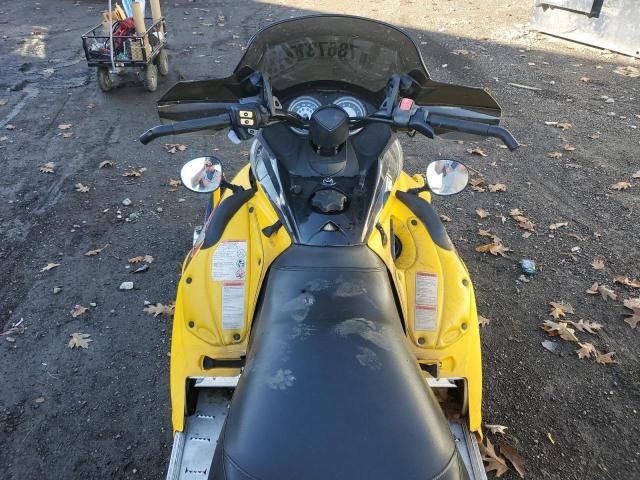 2005 Skidoo MXZ