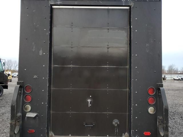 2009 Freightliner Chassis M Line WALK-IN Van