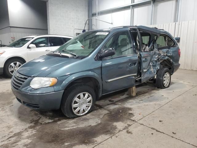 2005 Chrysler Town & Country Touring