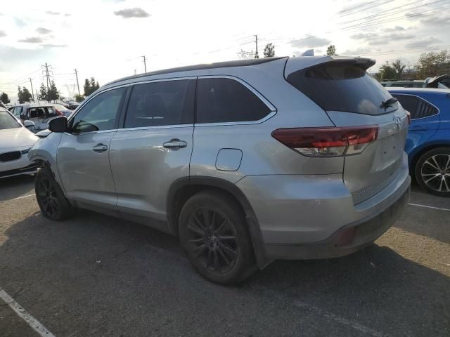 2019 Toyota Highlander SE