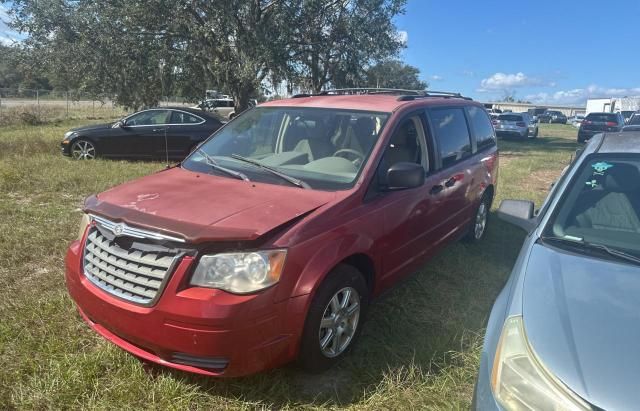 2008 Chrysler Town & Country LX