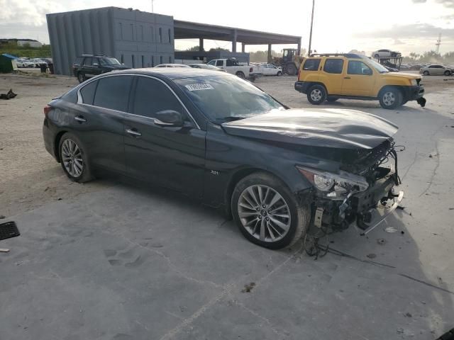 2018 Infiniti Q50 Luxe