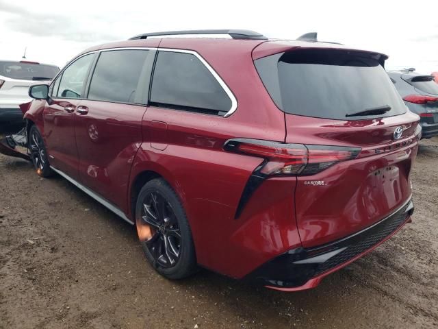 2021 Toyota Sienna XSE